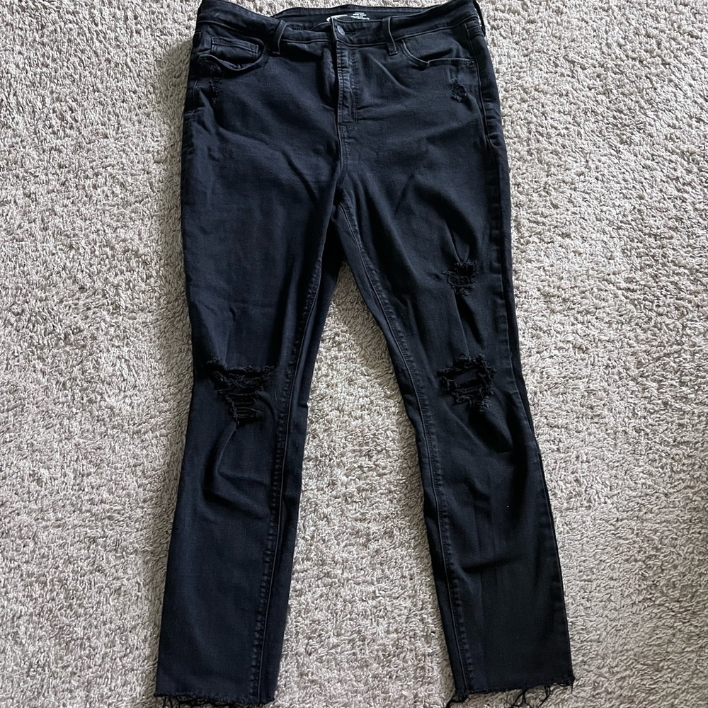 Old Navy rockstar, super skinny, high rise, distressed, stretchy